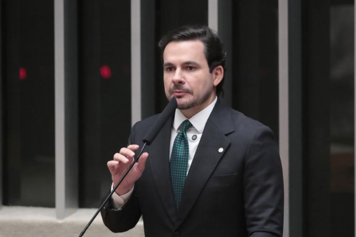 Saiba quem é Capitão Alberto Neto, candidato ao Senado pelo Amazonas