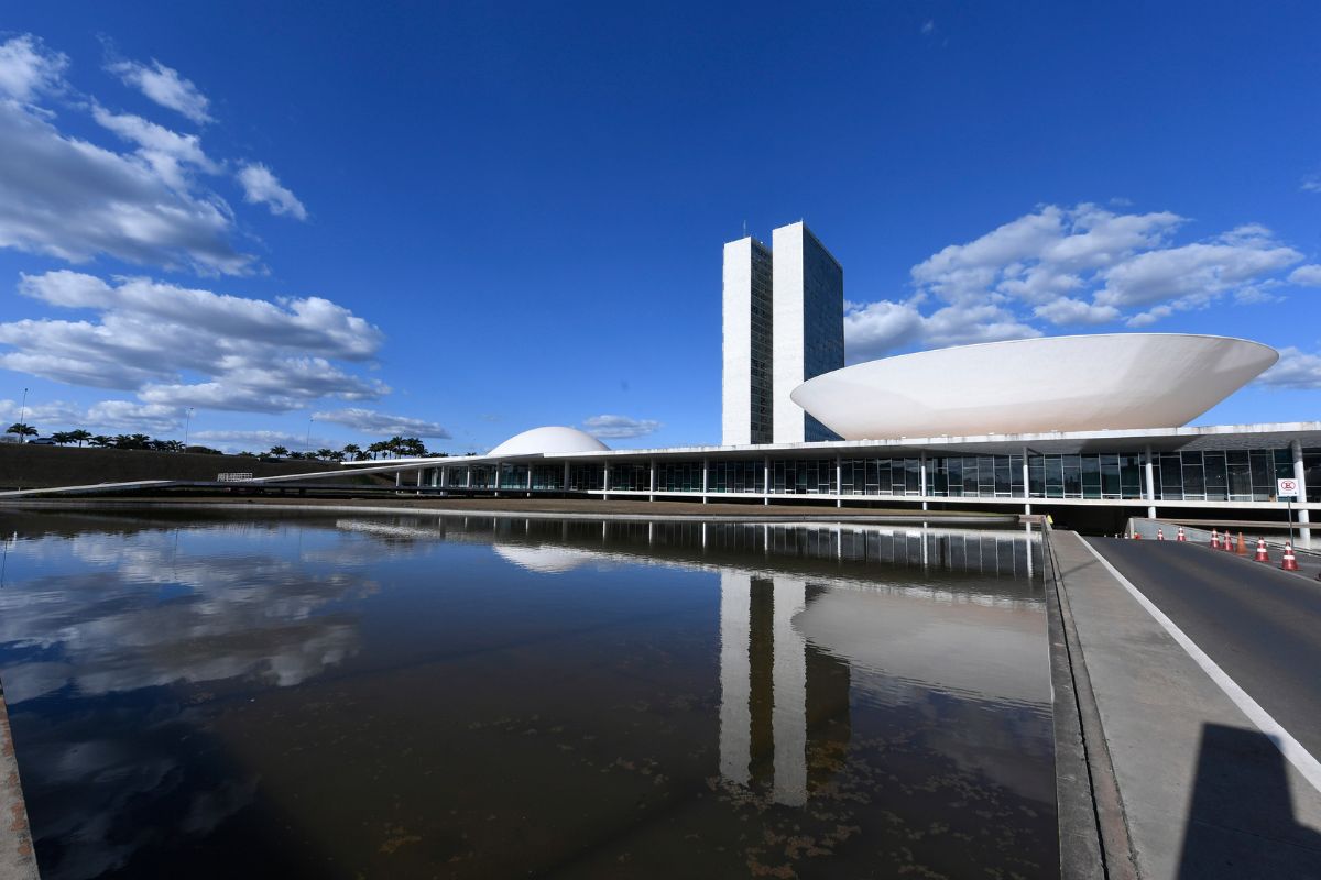 Descubra quantos votos são necessários pra derrubar o veto do PL da Dosimetria