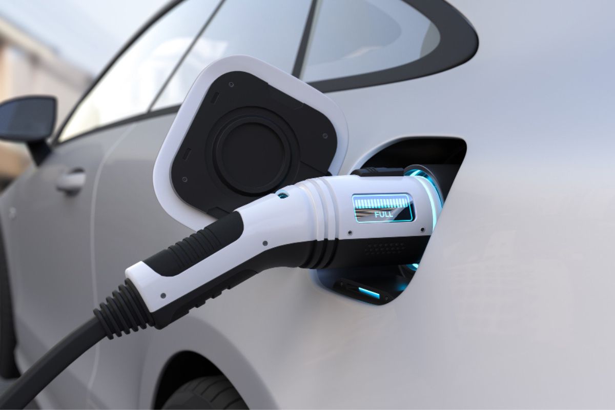 Alta do petróleo impulsiona expansão global de veículos elétricos chineses