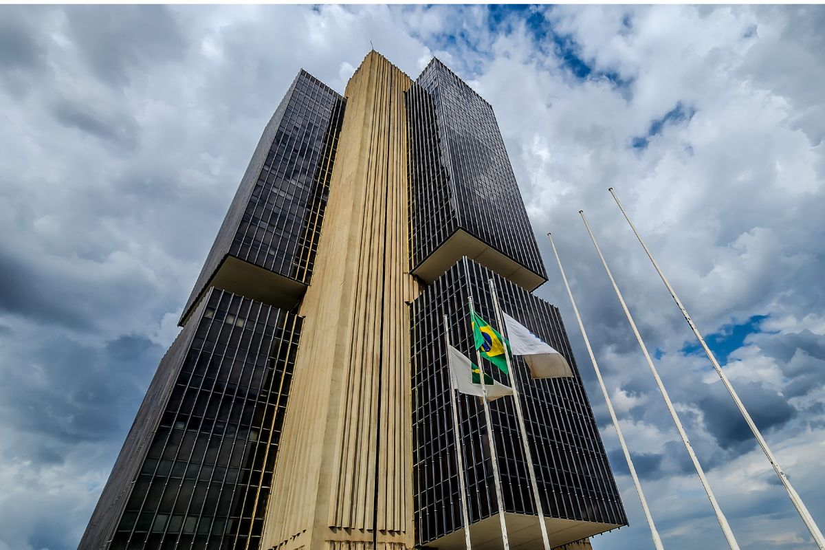 O que são e quem são as autoridades monetárias do Brasil?