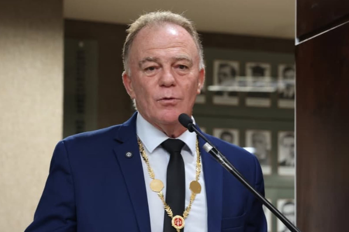 Saiba quem é Renato Casagrande, candidato ao Senado pelo Espírito Santo
