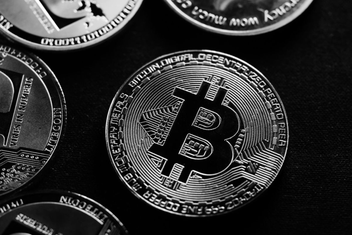 EUA tem reserva de Bitcoin há um ano, mas nunca fez nada com isso; entenda