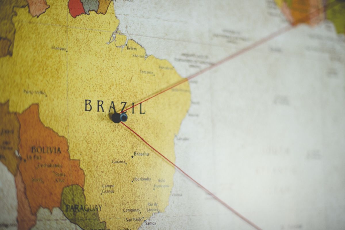 Nove em cada dez brasileiros acredita que a guerra no Oriente Médio terá impactos para a economia do Brasil