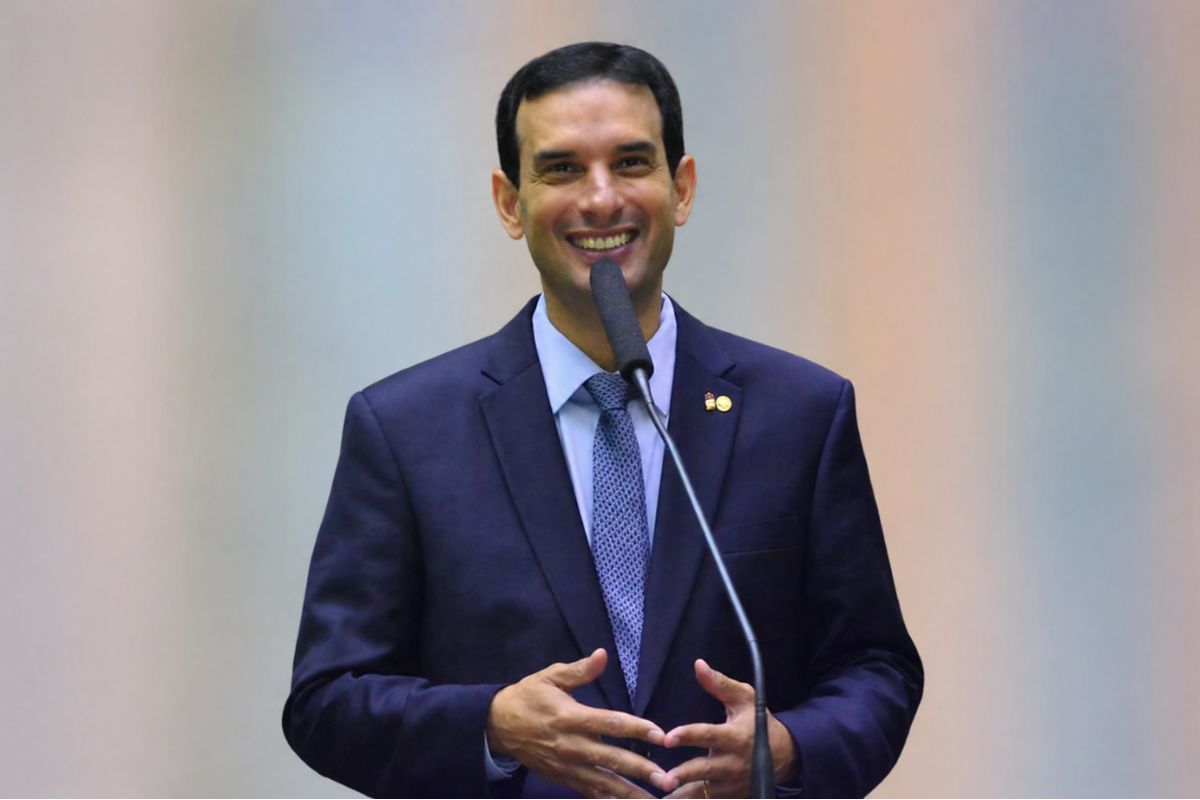 A corrida dos deputados na jornada 6×1