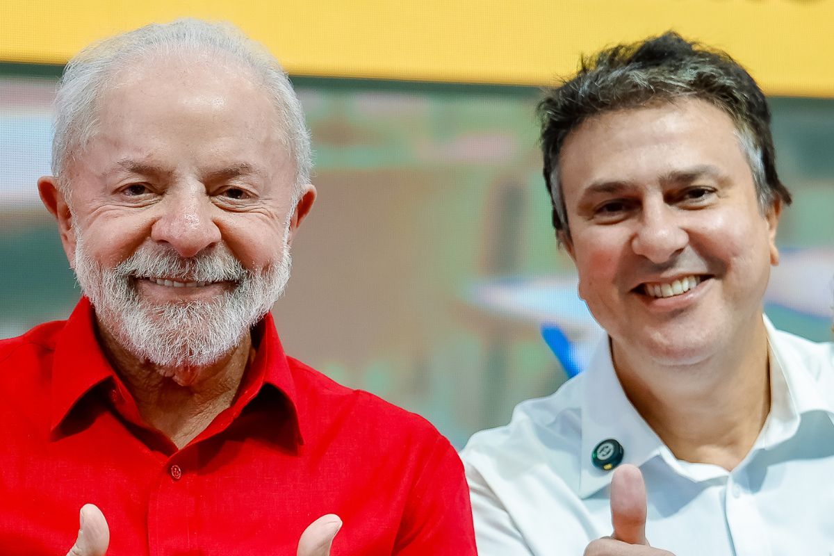 Lula projeta Camilo Santana para além do Ceará e sinaliza sucessão política