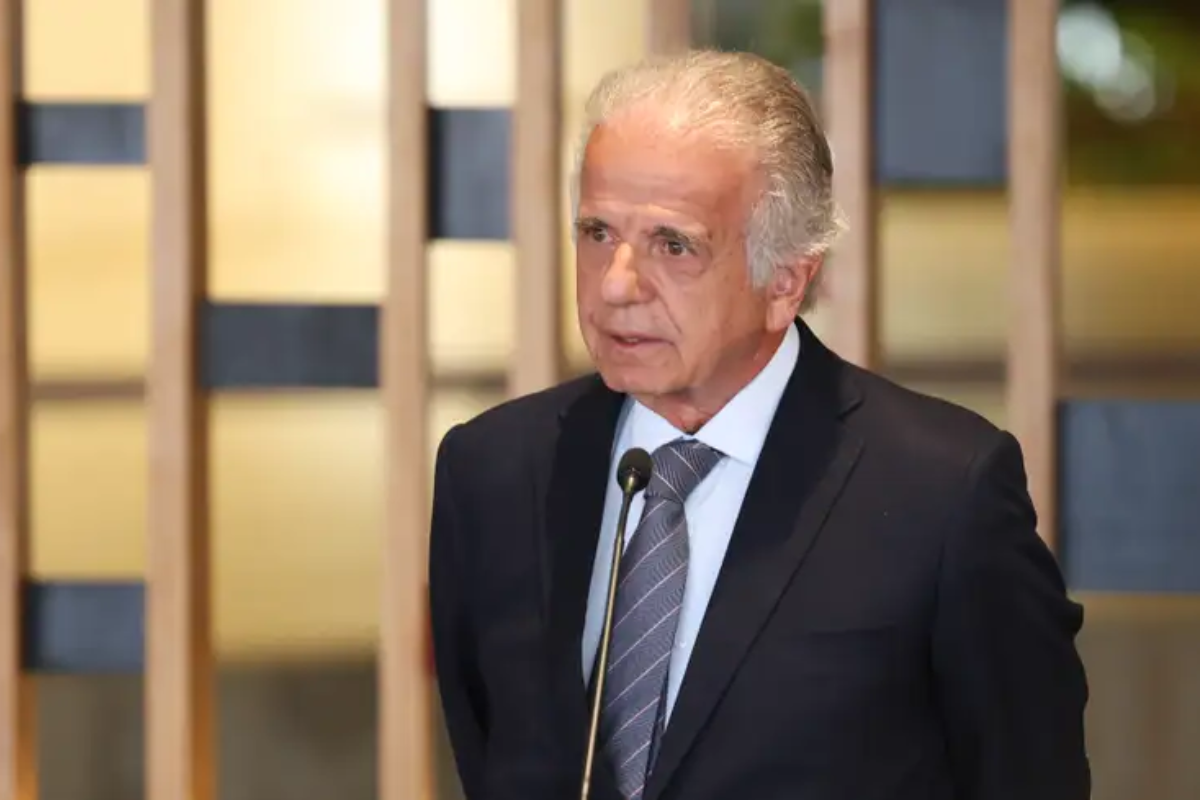 Forças Armadas vão cumprir decisão do STF sobre golpe de Estado, segundo Ministro da Defesa
