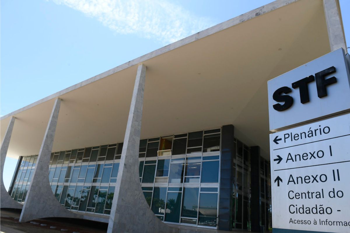 Pesquisa AtlasIntel revela queda histórica na confiança no STF em meio à crise envolvendo Banco Master; veja dados