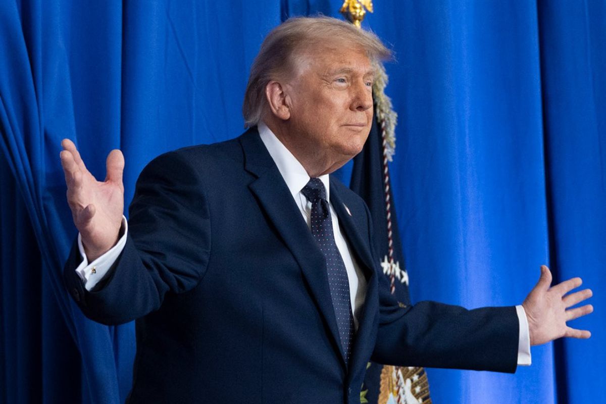 Trump publica montagem de IA sobre ataque ao Irã enquanto acordo de paz se aproxima de conclusão