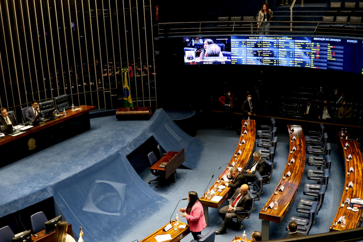 Semana no Senado: IR aprovado, fintechs na mira e nova sabatina à vista