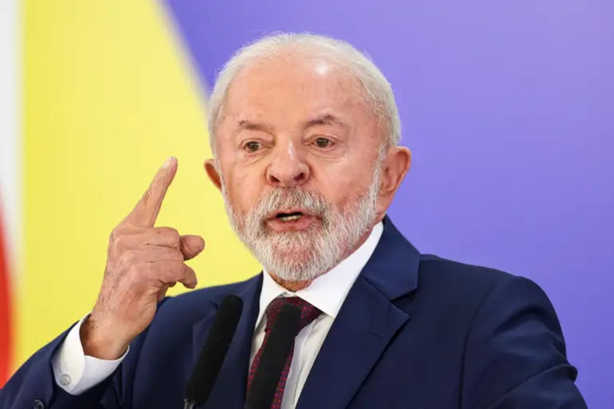 Projeto que reduz pena de Bolsonaro pode virar lei mesmo se Lula vetar a pauta?