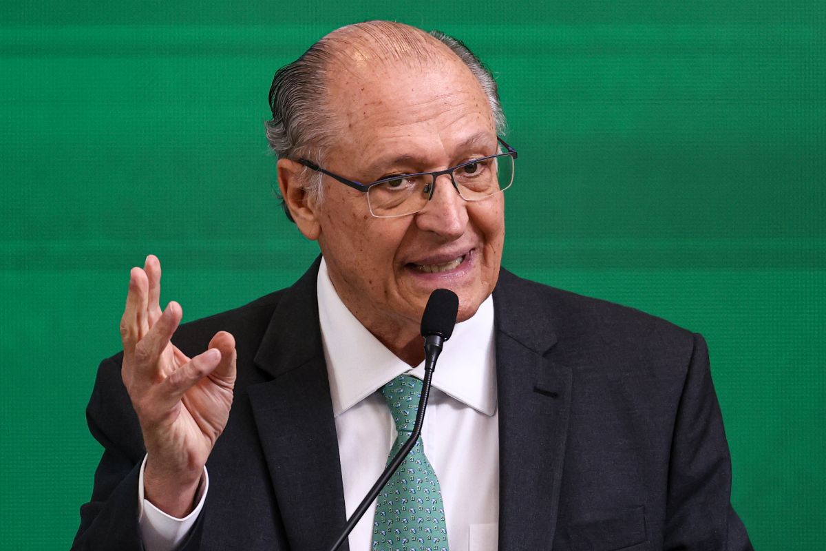 Alckmin e vice-presidente da China conversam por telefone sobre medidas de salvaguarda