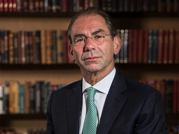 Caso Master: Vorcaro e Mansur estão com o mesmo advogado