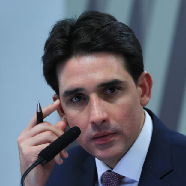 Sílvio Costa Filho anuncia que vai disputar Senado