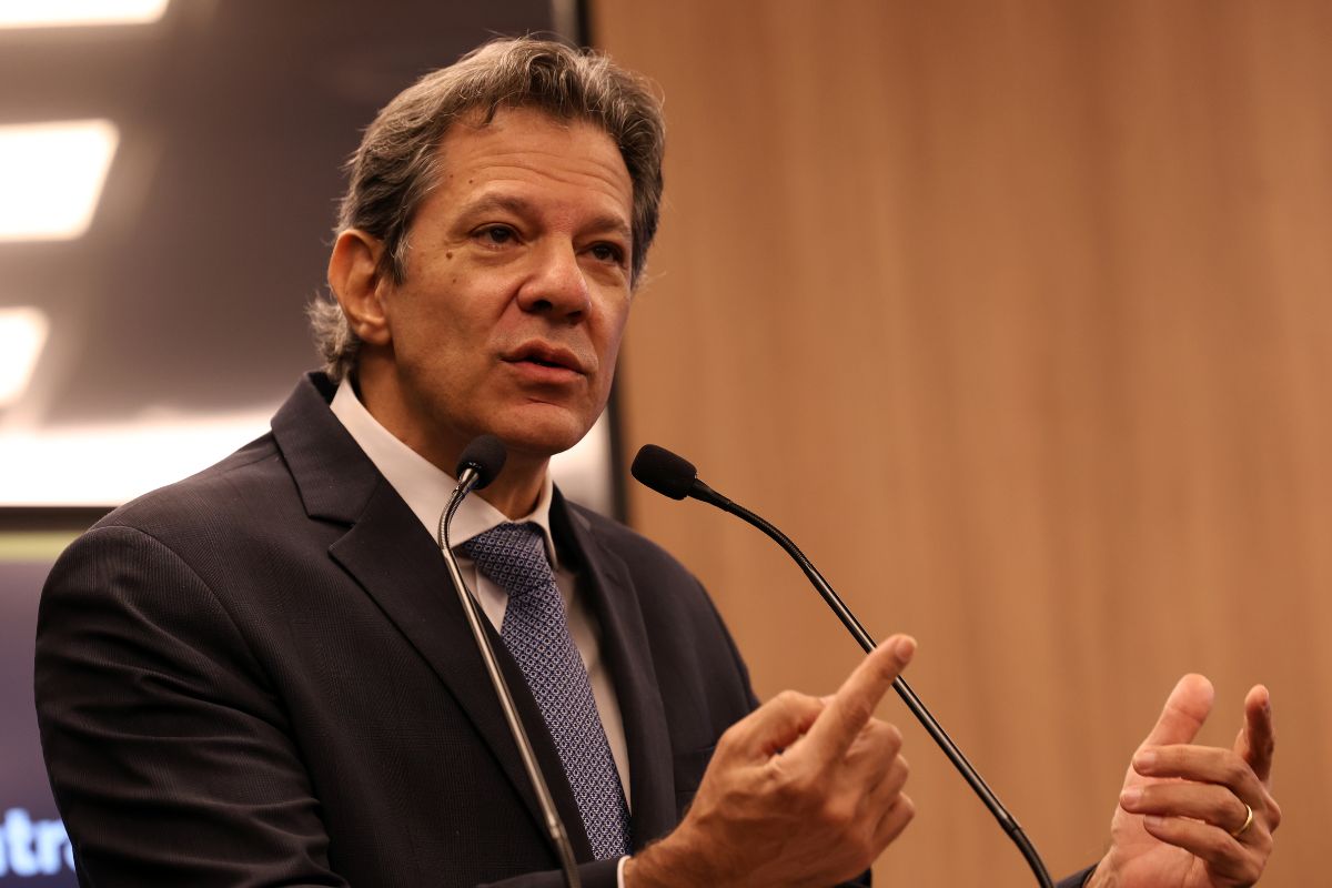 Haddad defende veto rápido de Lula ao PL da dosimetria para reduzir impacto eleitoral