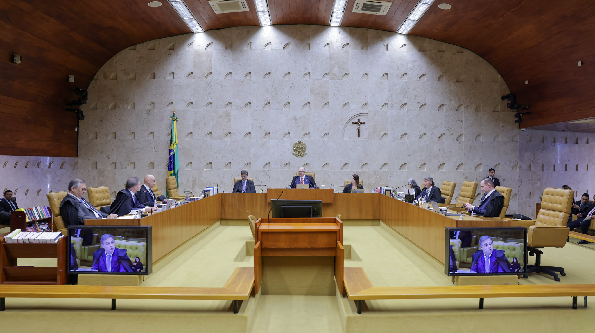 STF define tese sobre limites para cobrar multas isoladas de empresas 