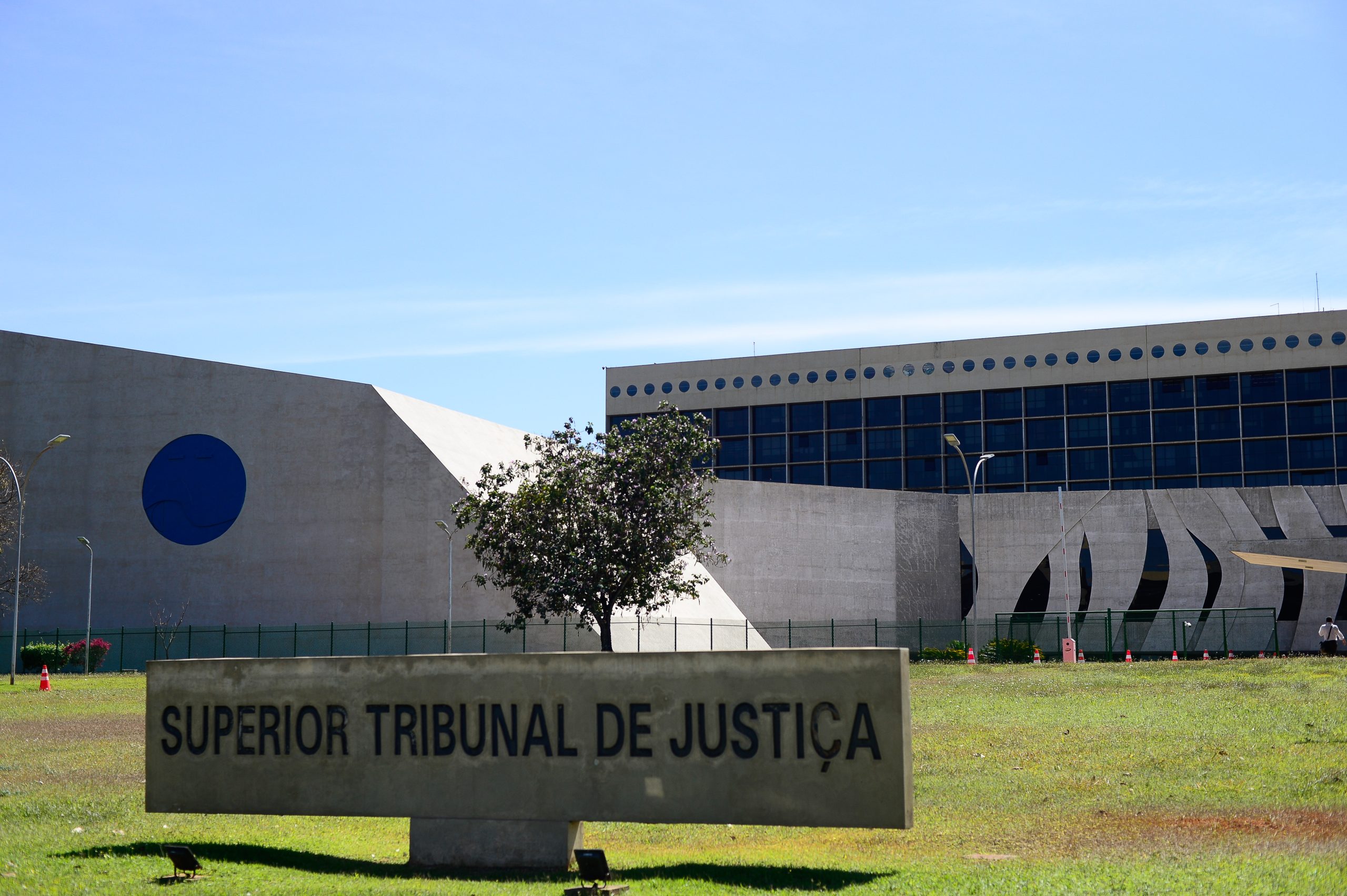 STJ autoriza uso do sistema Sniper em execuções cíveis sem quebra de sigilo