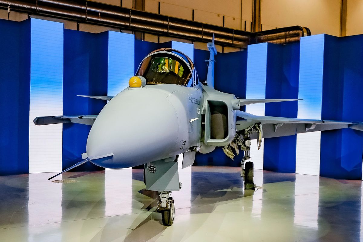 O que sabemos sobre a primeira aeronave supersônica do Brasil?