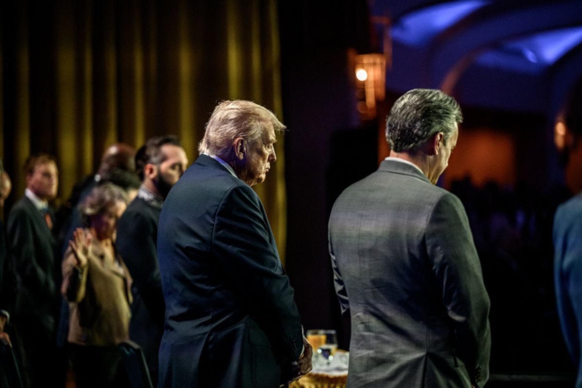 Trump sugere aumento da tarifa global para 15%; leia justificativa do presidente dos EUA