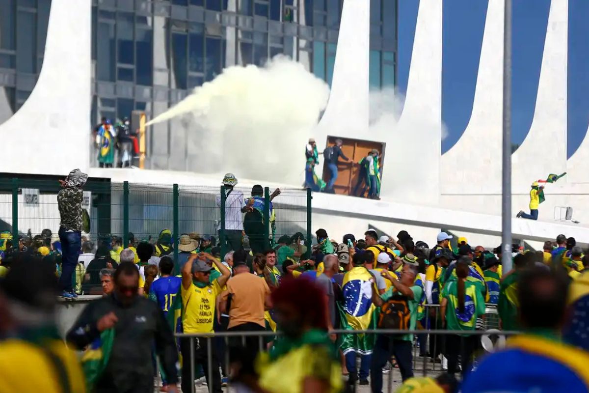 Motta toma a dianteira e Câmara vota dosimetria