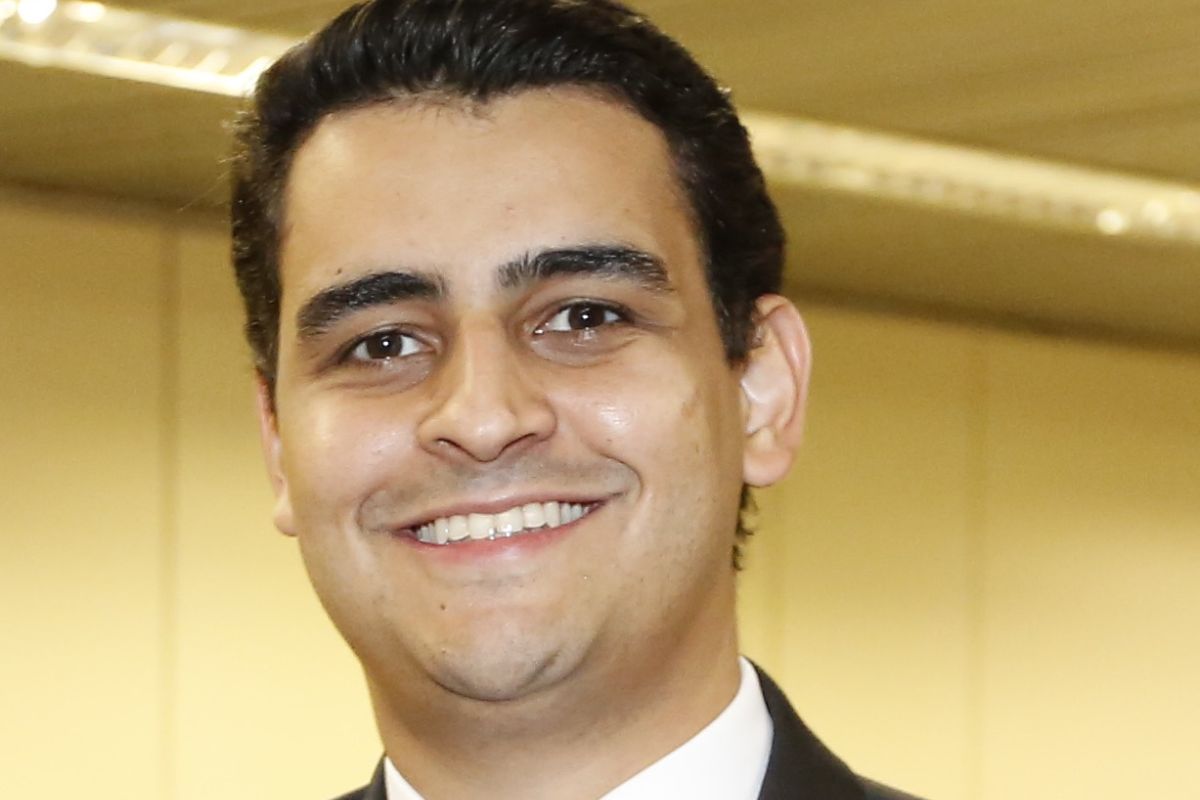 Quem é JHC e por que o nome virou alvo de questionamentos sobre o Banco Master?
