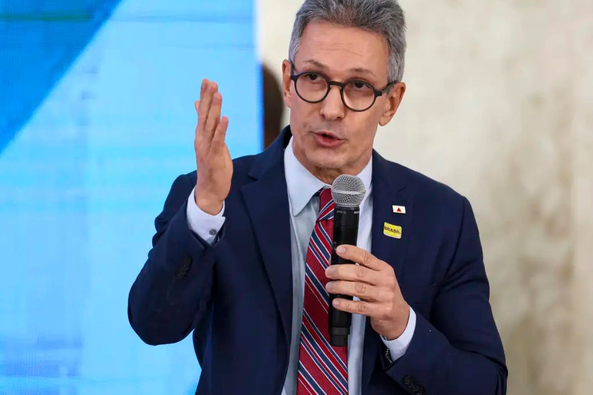 Romeu Zema coloca STF no centro da disputa e fala em mudar regras da Corte