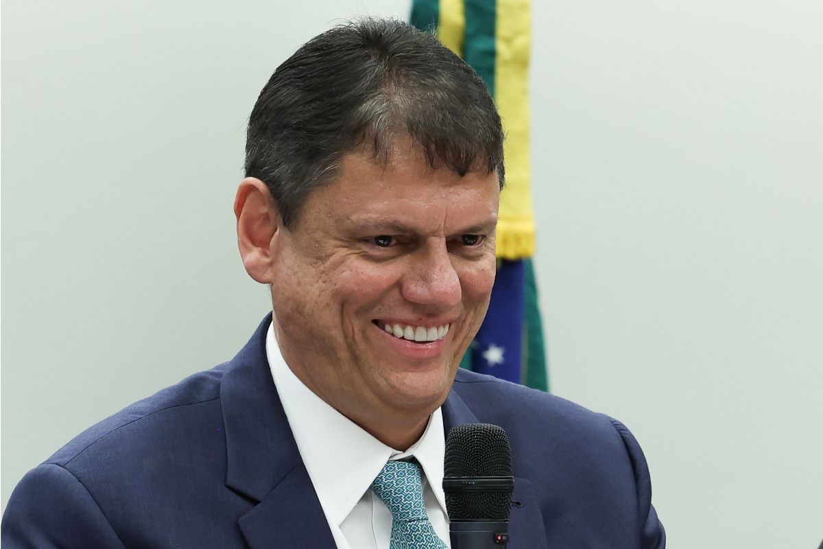 Tarcísio de Freitas cumpriu o que prometeu? Especialista analisa gestão com foco nas eleições de 2026