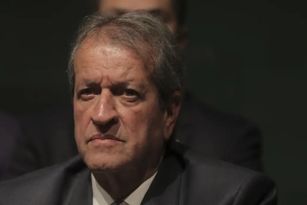 As respostas contraditórias de Valdemar