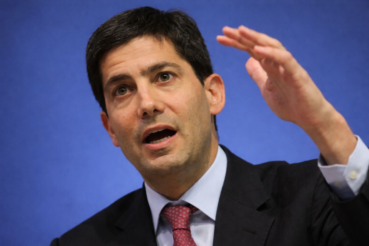 Kevin Warsh vence no Senado dos EUA e será o próximo presidente do Federal Reserve