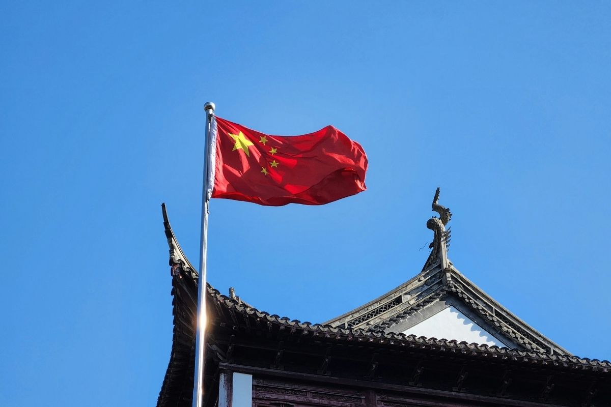 China fecha 2025 com superávit comercial recorde de US$ 1,2 trilhão