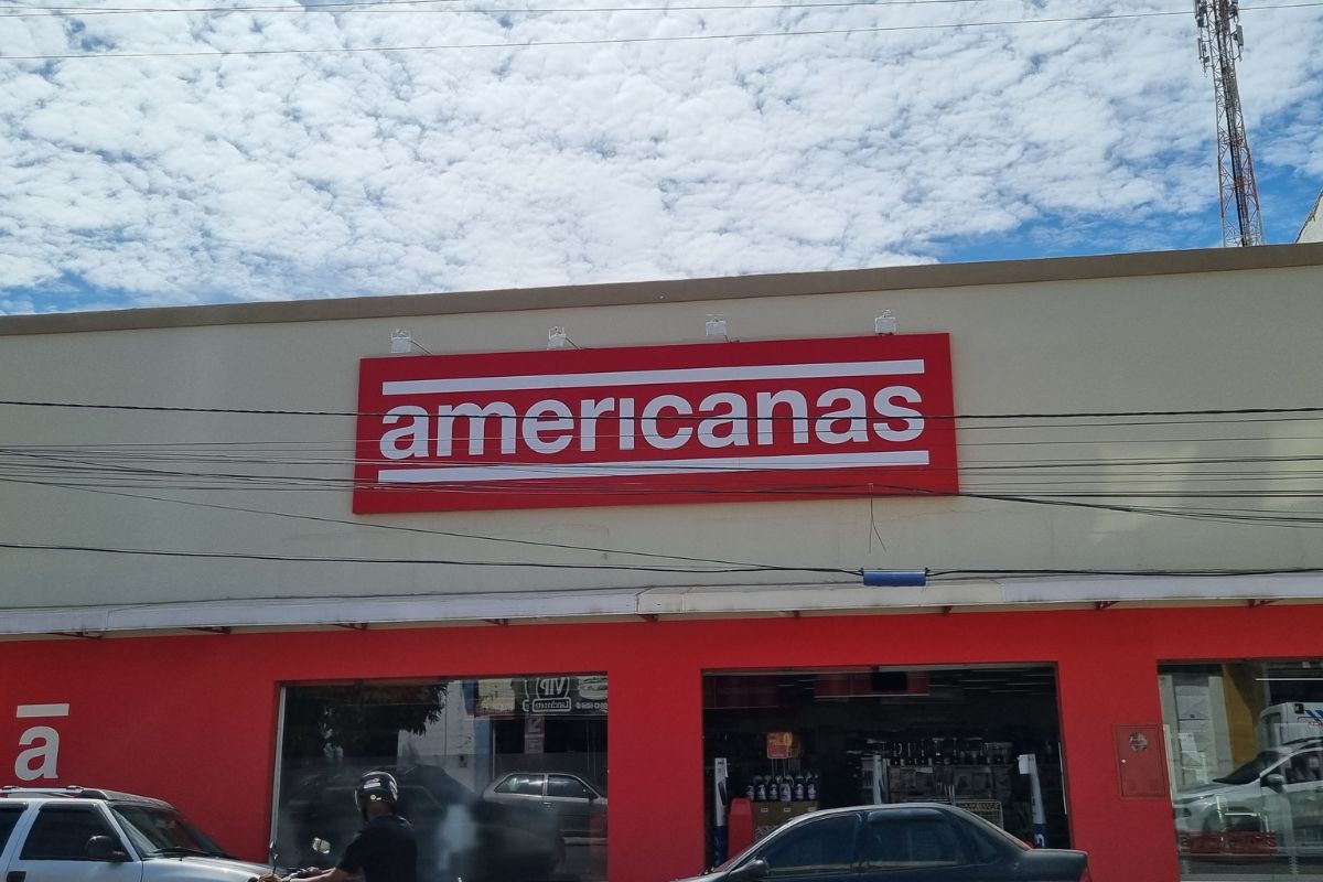 Entenda o modelo “store in store”, aposta da Americanas após crise
