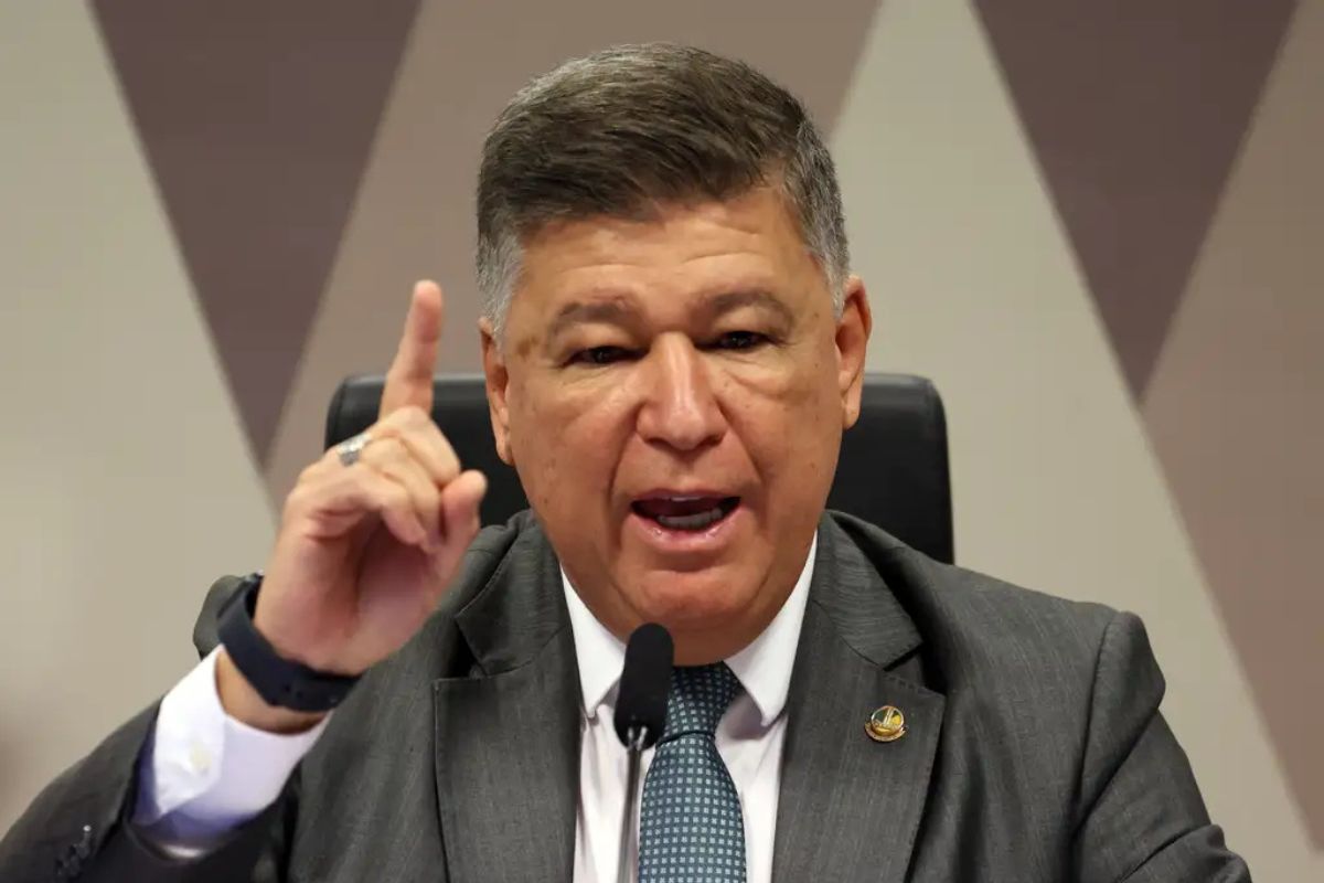 CPMI do INSS avança em investigações e aprova mais de 300 requerimentos