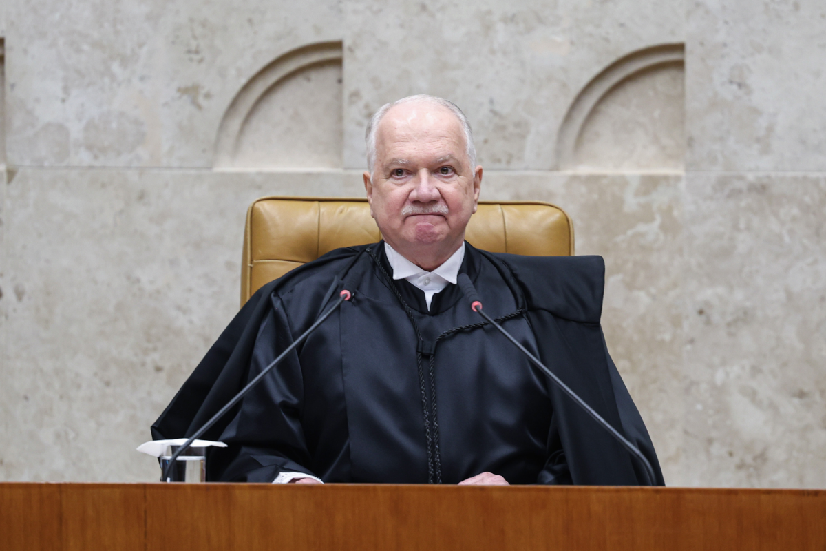 Fachin assume o STF com recados claros à sociedade, aos poderes e aos ministros