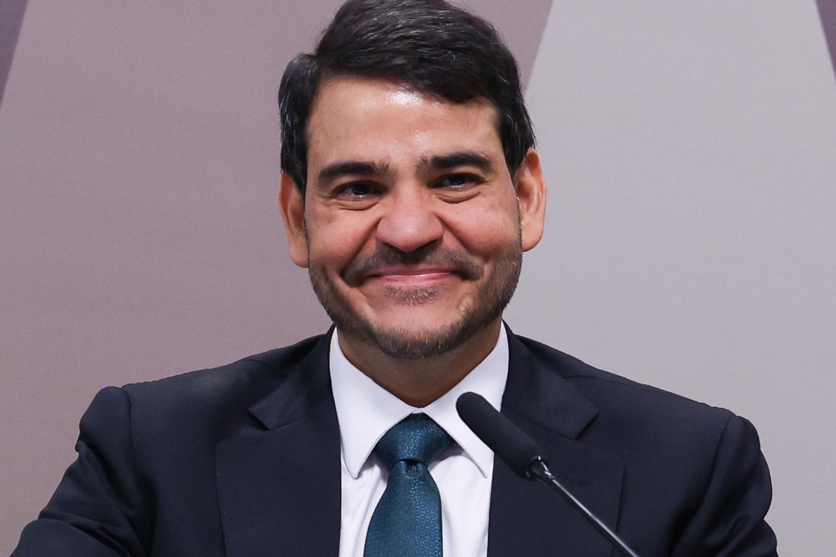 Indicação de Jorge Messias para STF é aprovada por sabatina da CCJ do Senado