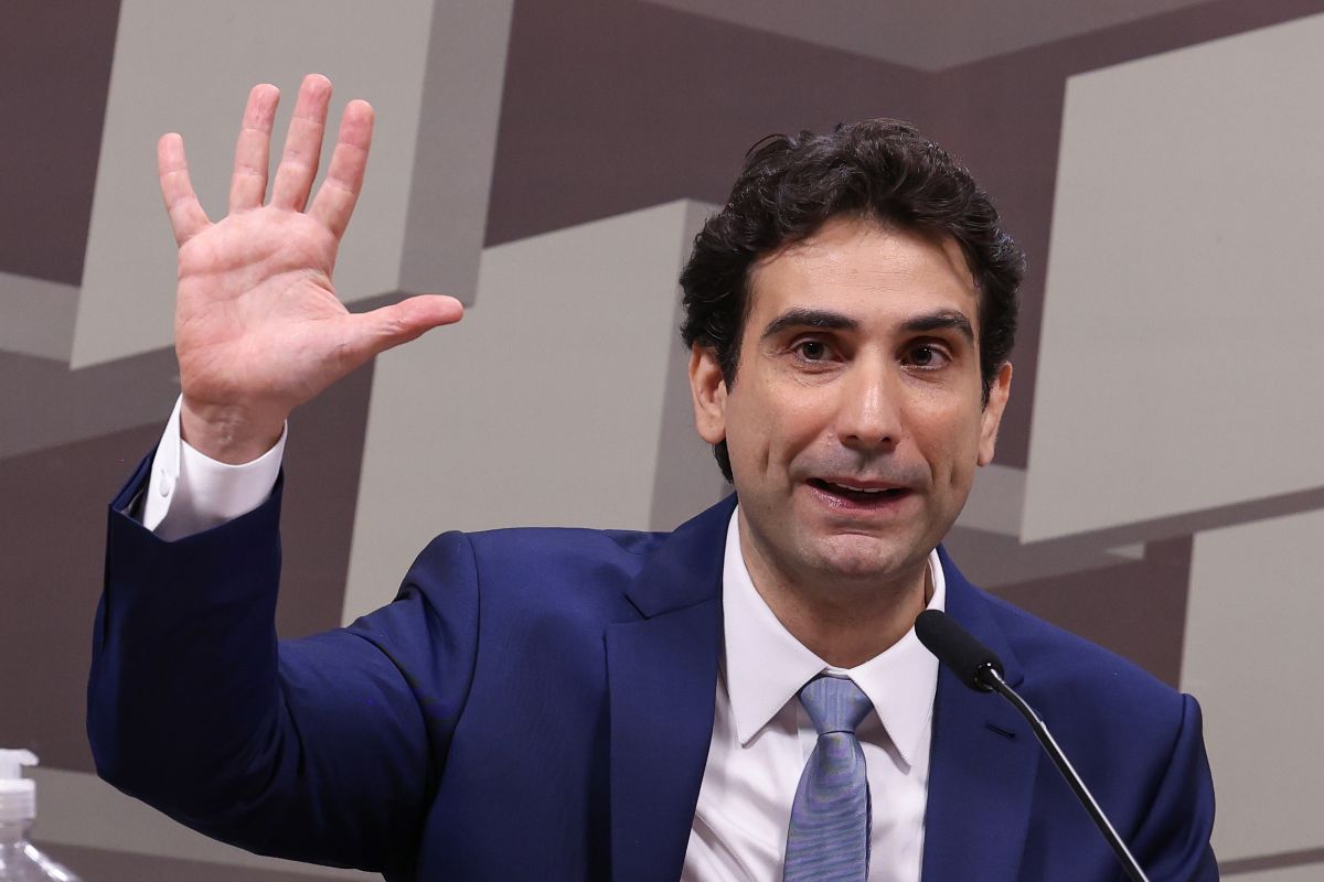 Galípolo participa de audiência na CAE com expectativa de mais detalhes sobre o caso Master