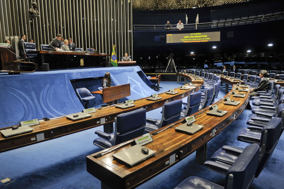 Caso Master paralisa processos na CVM