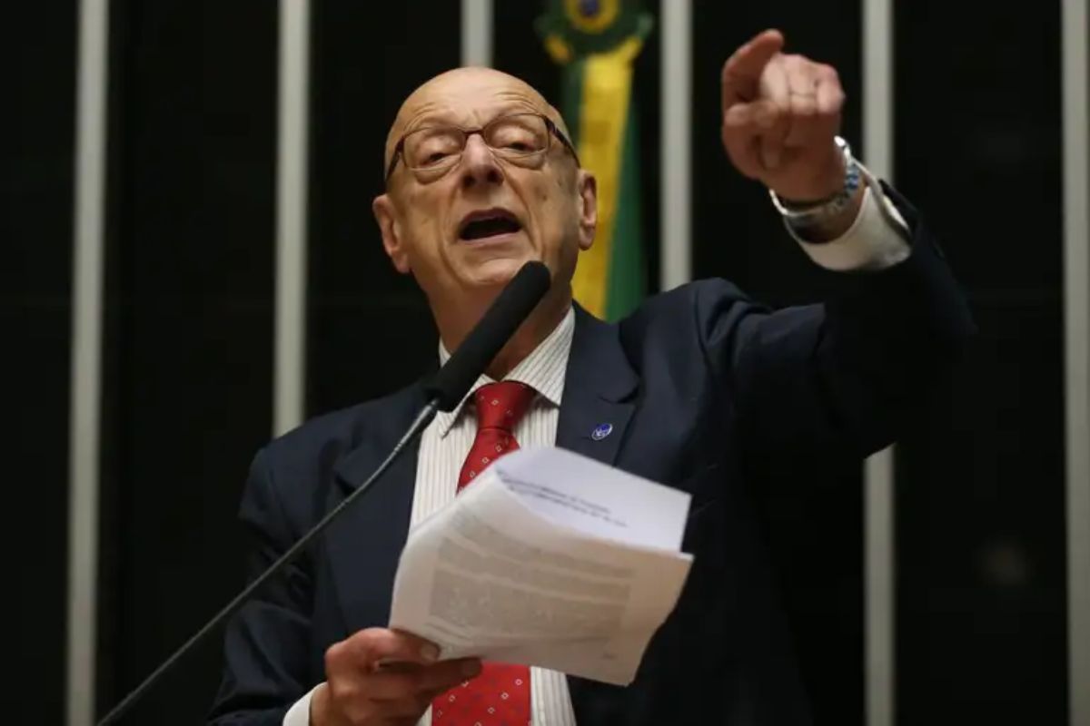 Relator do PL da Dosimetria no Senado diz que “sempre defendeu a anistia”