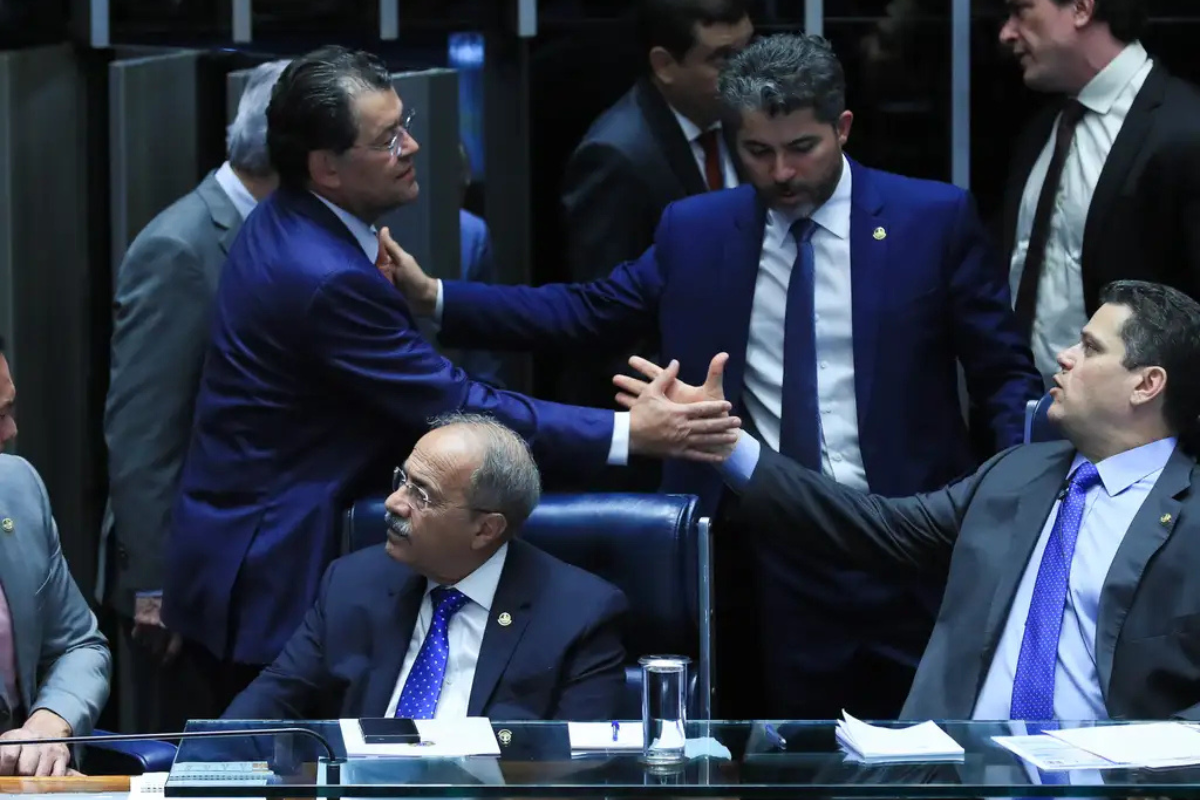 “SUS da Educação”: entenda o que prevê o projeto aprovado pelo Senado