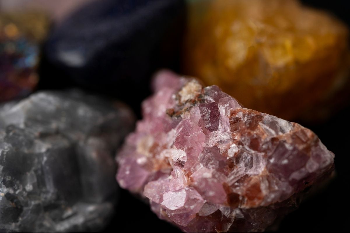 Brasil tem enorme potencial para minerais críticos, mas não aproveita, alerta Ipea