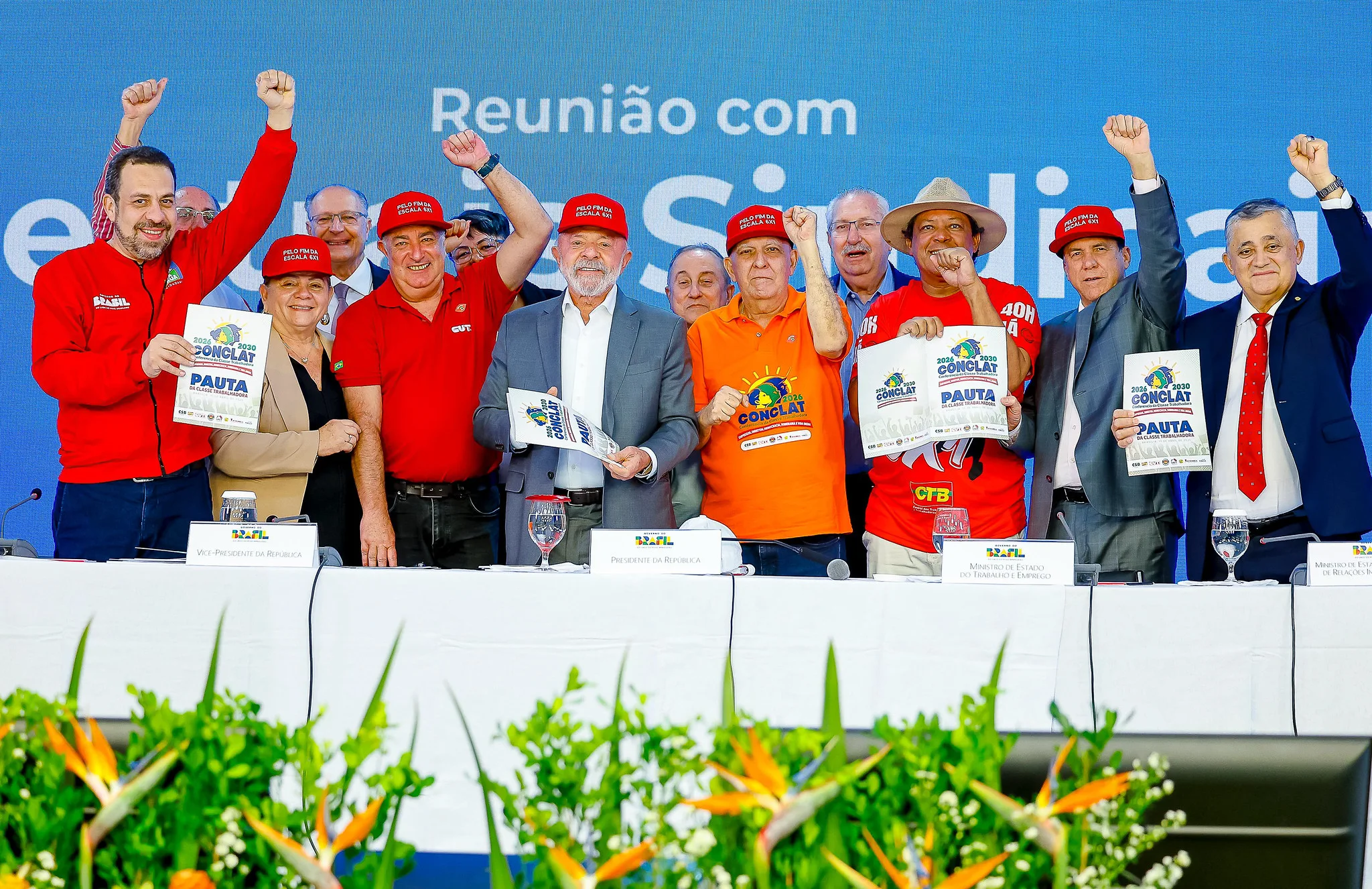 O tiro no pé do PT com o fim da escala 6×1