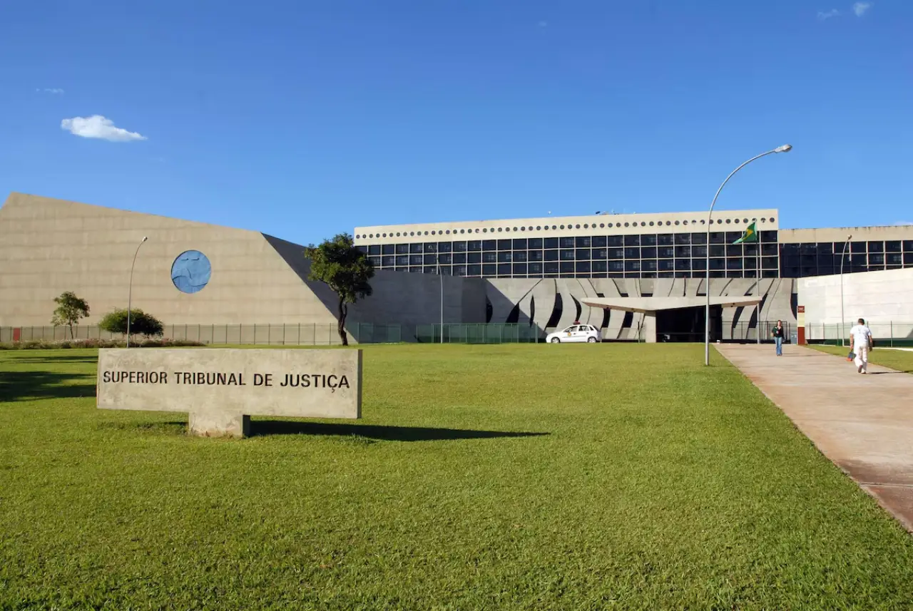 STJ proíbe planos de saúde de limitarem sessões de terapia para autistas; entenda