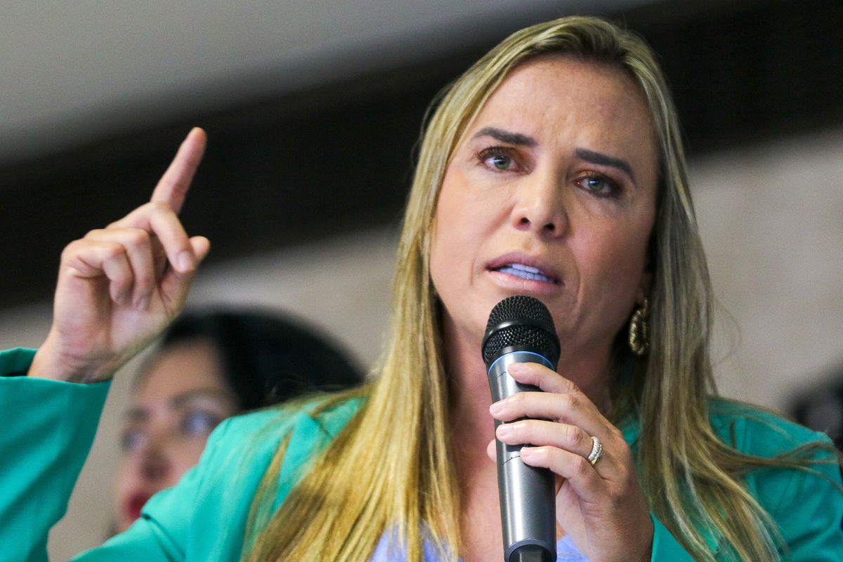 Celina Leão acumula críticas, embates políticos e desafios à frente do GDF