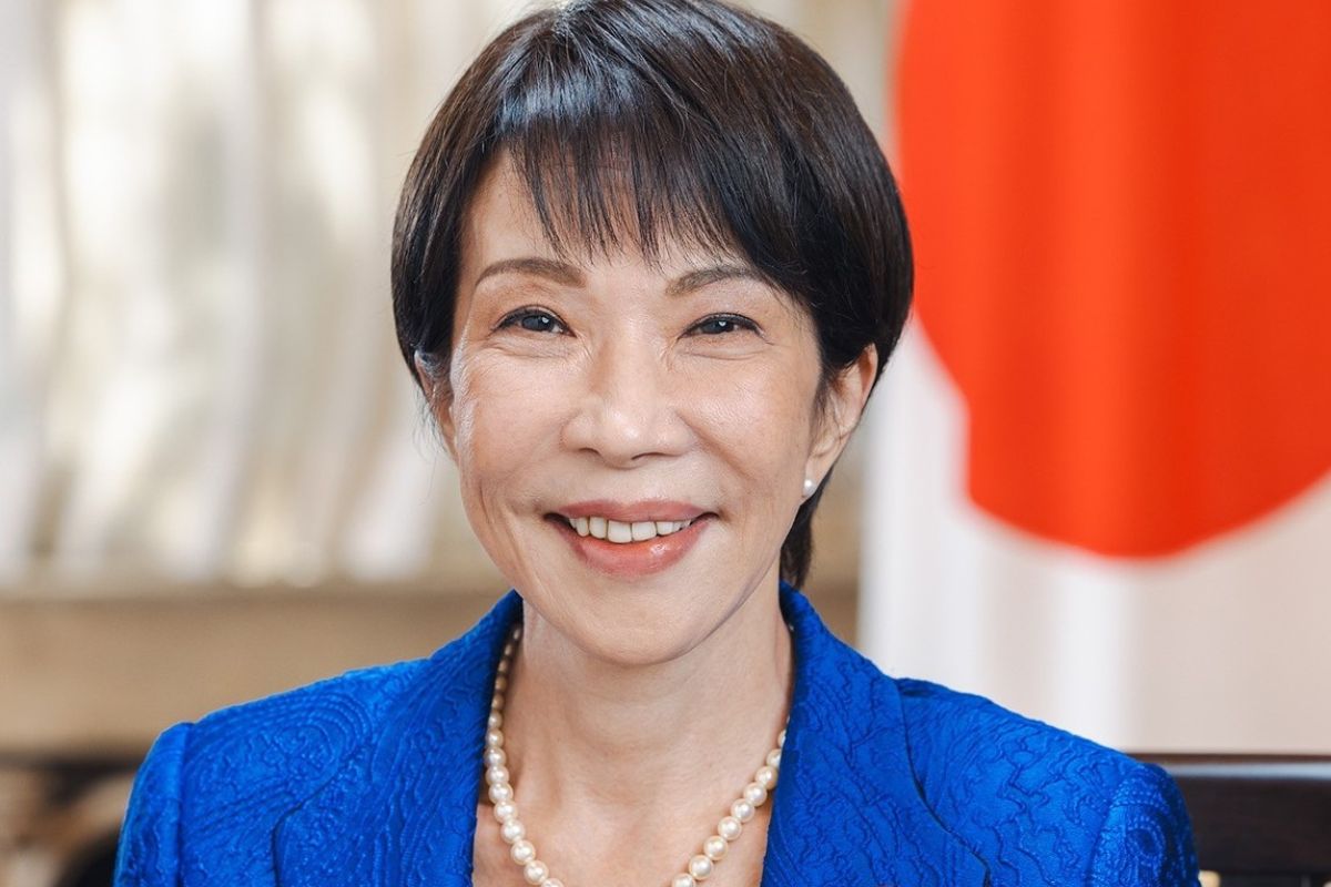 Sanae Takaichi reposiciona Japão com foco em segurança e tensão crescente com a China