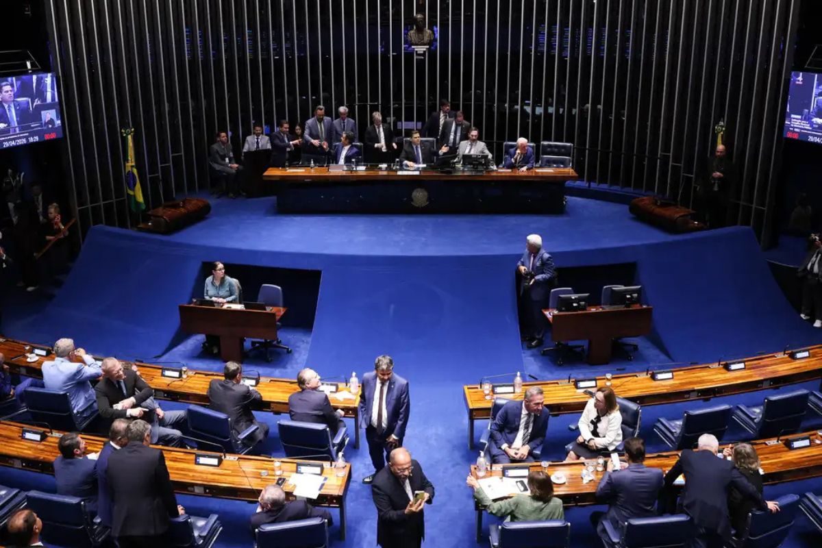 Senado deve analisar política nacional para minerais críticos em meio à disputa global por terras raras
