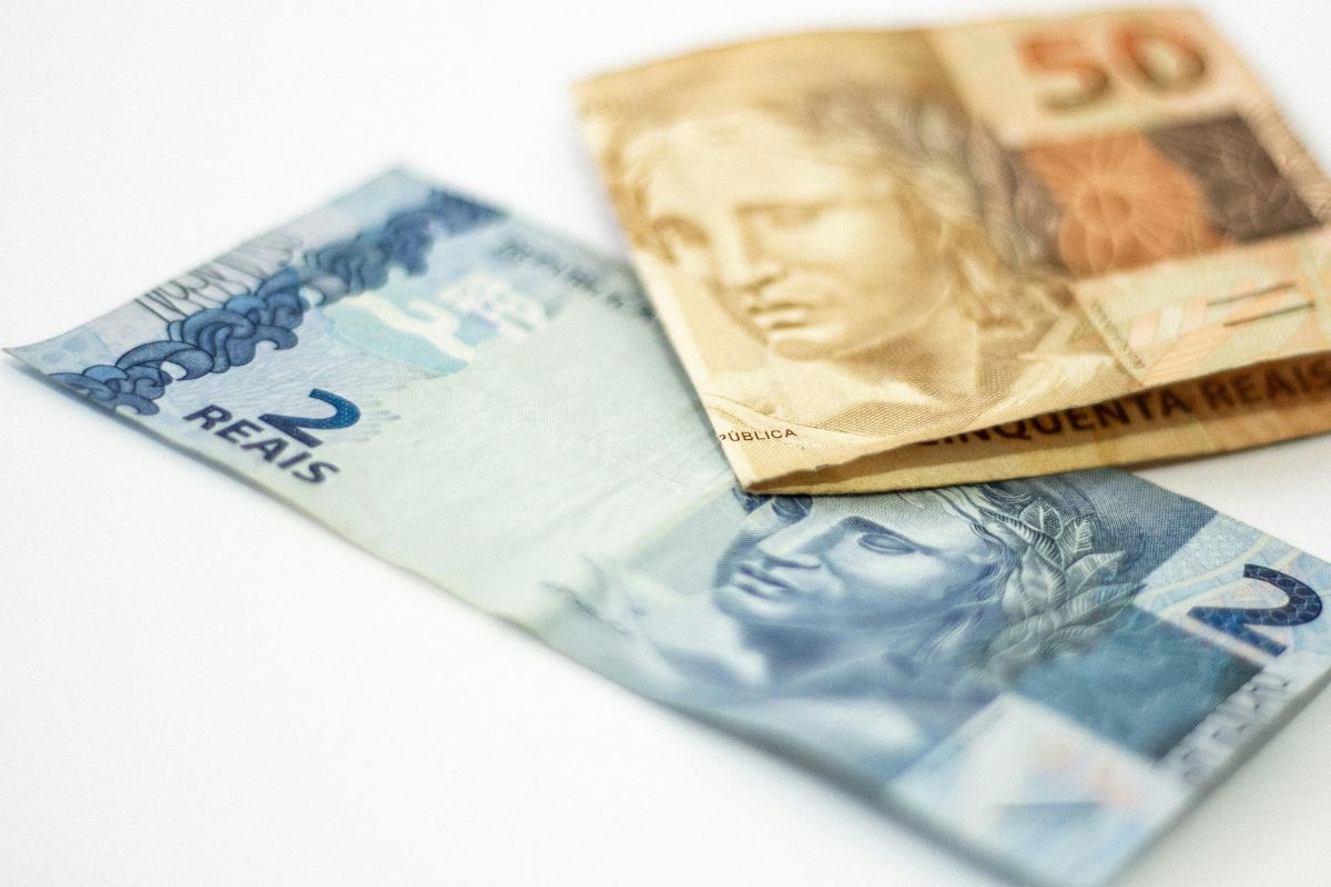 Reajuste do mínimo pressiona contas da Previdência e gera impacto de R$ 39,1 bilhões em 2026