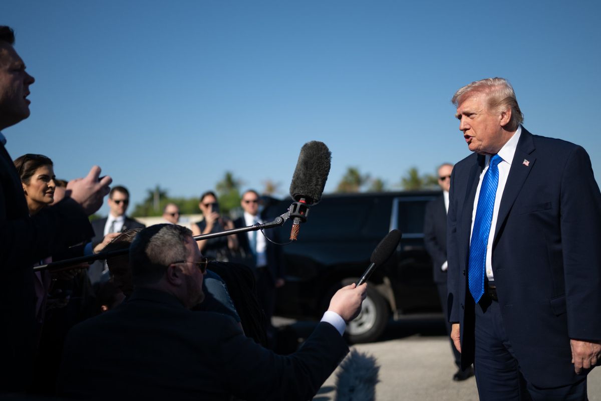 Donald Trump afirma considerar saída dos EUA da OTAN; quais os possíveis efeitos?