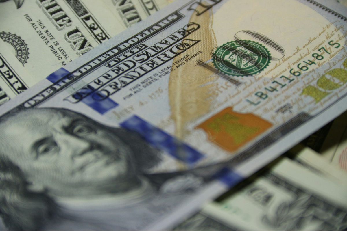 Comércio exterior brasileiro soma US$ 12,8 bilhões na terceira semana de março