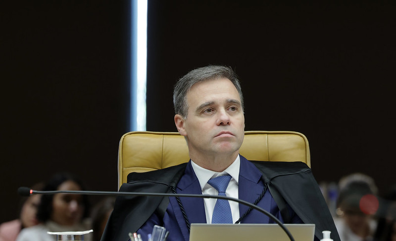 Mendonça suspende julgamento sobre crédito de ICMS em operações interestaduais com combustíveis