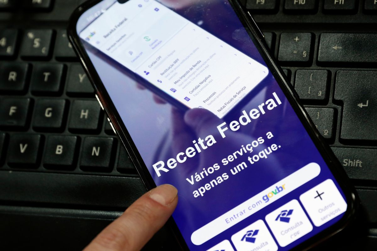Entenda a diferença entre declaração de IRPF completa x simplificada