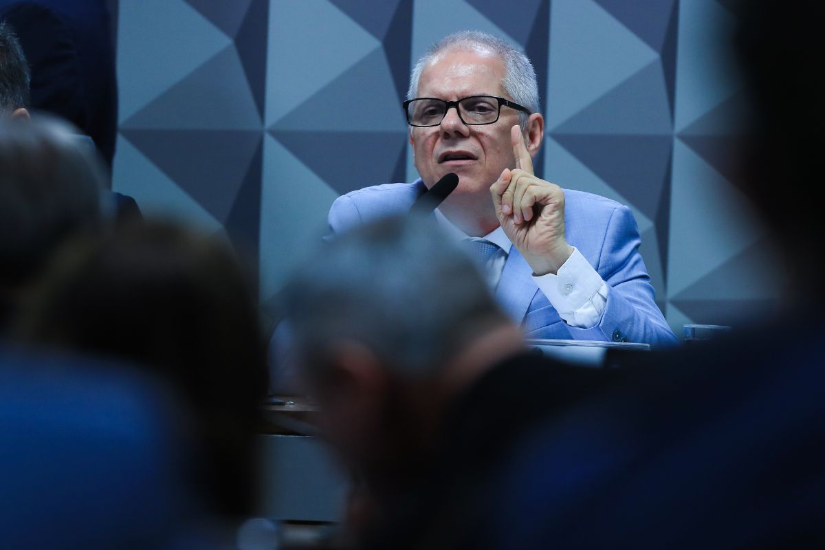 Nova fase da Operação Sem Desconto muda rumos da investigação no Congresso; saiba o que aconteceu