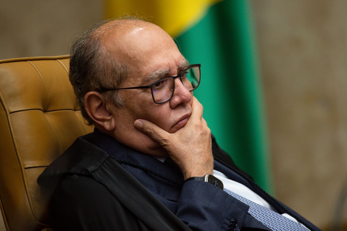Gilmar Mendes tentou falar com Alcolumbre antes de decisão sobre impeachment, segundo UOL